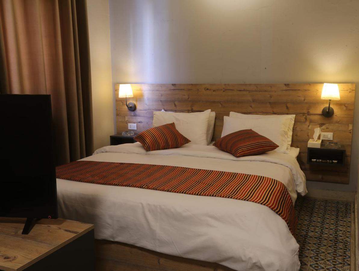 Riviera Hotel Amman Eksteriør bilde