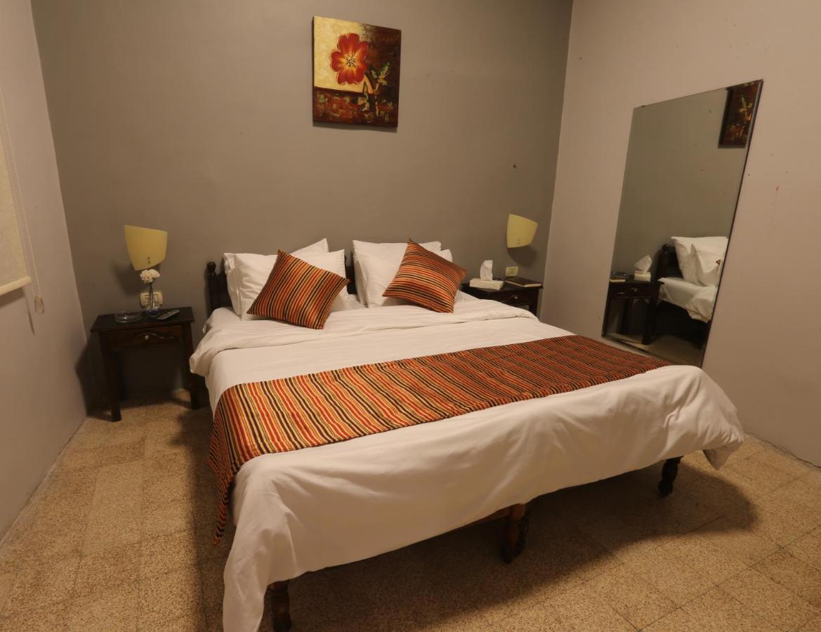 Riviera Hotel Amman Eksteriør bilde