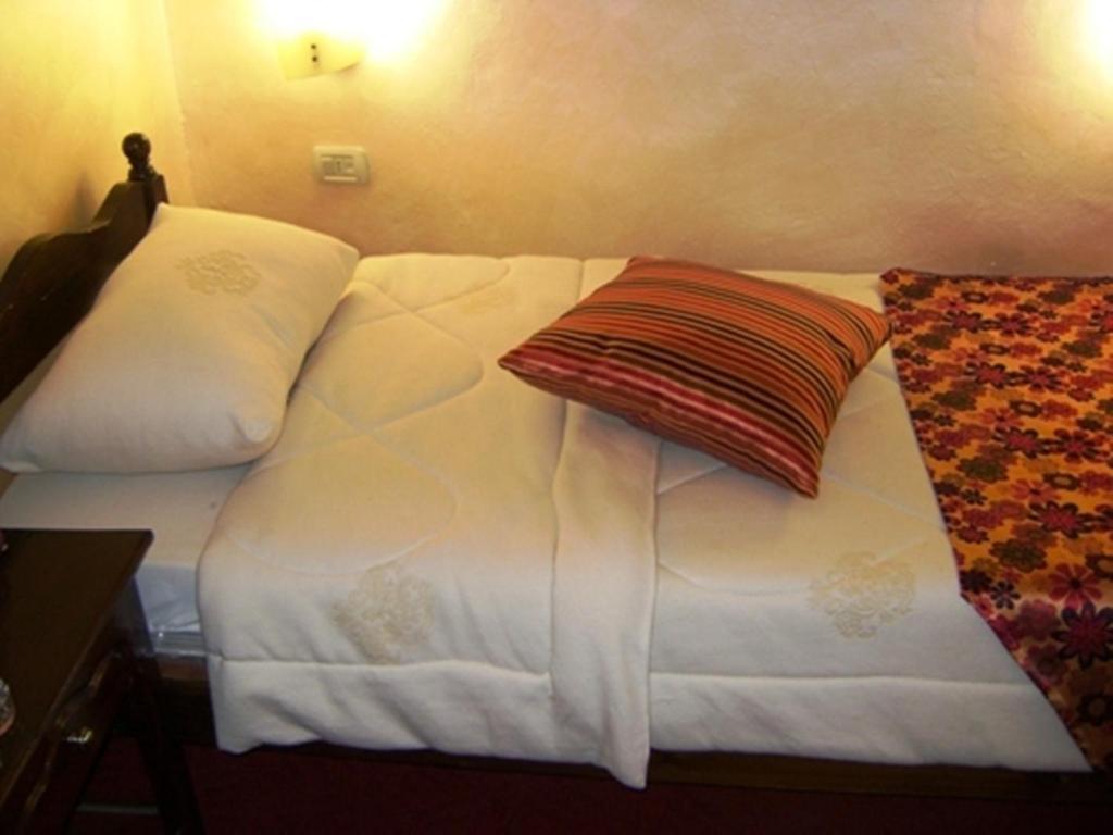 Riviera Hotel Amman Eksteriør bilde